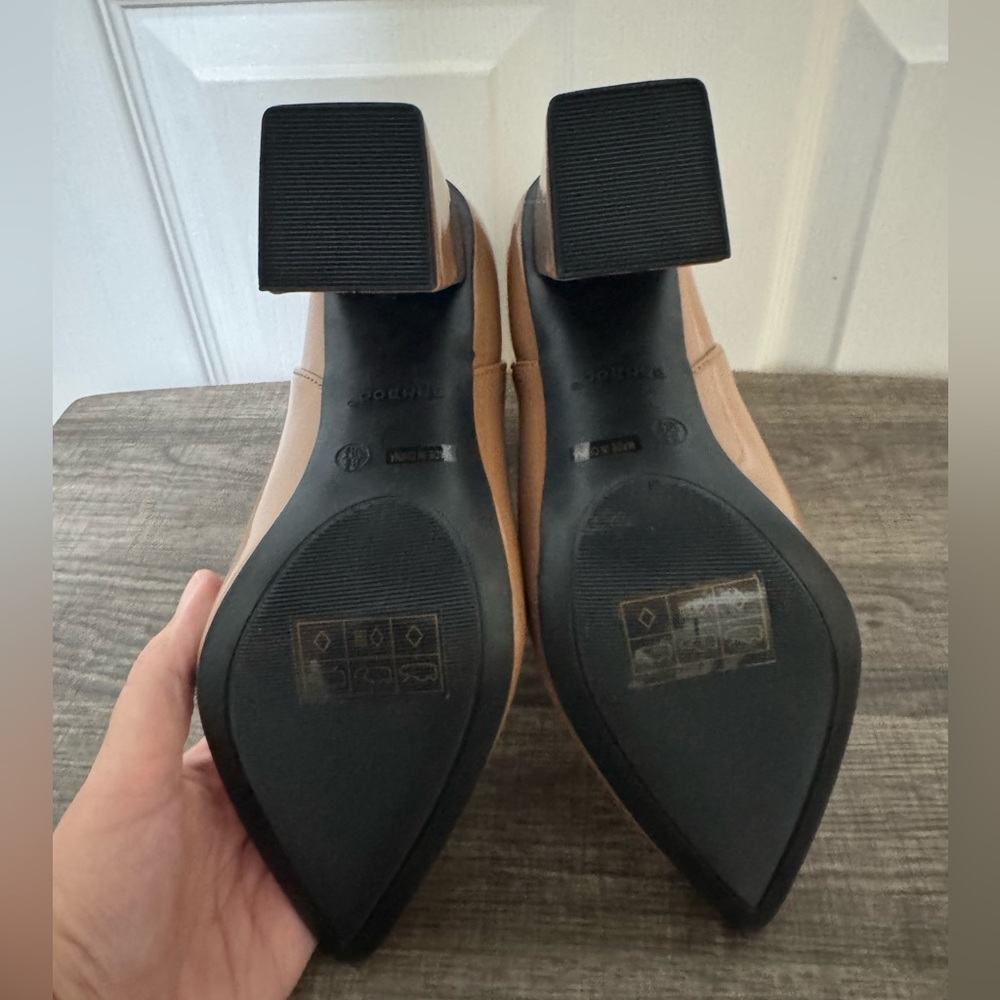 Brown Chunky Heel Ankle Boots Size 8.5 - Picture 4 of 5